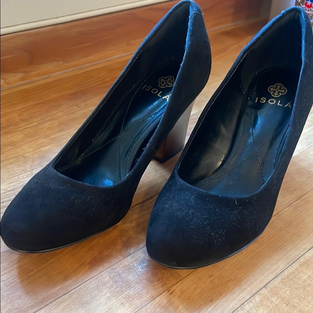Isola Women's Black Pumps